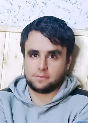 малик из Ижевска 27 лет