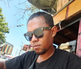Andi Setiawan, 33, Surakarta