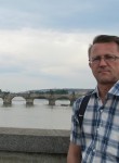 Павел, 53 года, Троицк (Московская обл.)