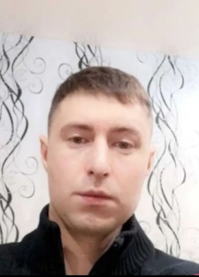 Роман, 32, Россия, Холмск