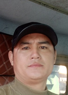 Lý Hà, 41, Công Hòa Xã Hội Chủ Nghĩa Việt Nam, Hải Phòng