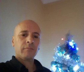 António, 52, Braga