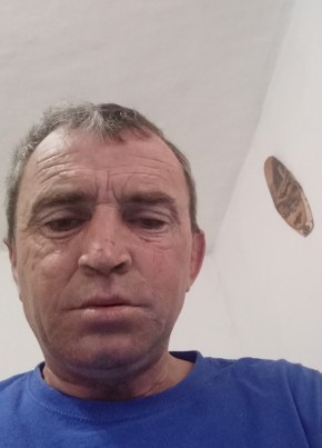 В из Усть-Лабинска 19 лет