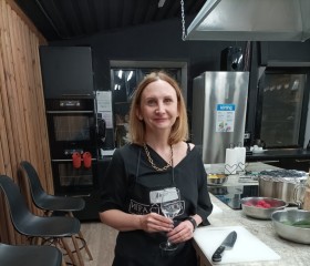 YuA, 55, Erie (Commonwealth of Pennsylvania)