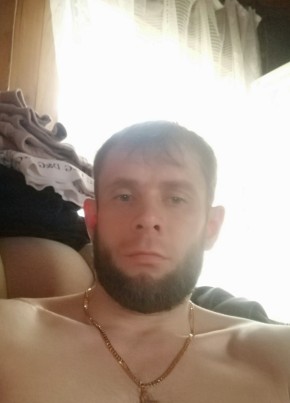 Юрий, 40, Россия, Стрежевой