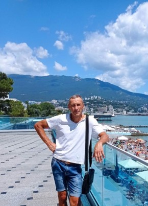 Aleksandr, 53, Russia, Sevastopol