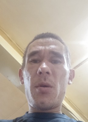 Александр Гущин, 31, Россия, Урюпинск
