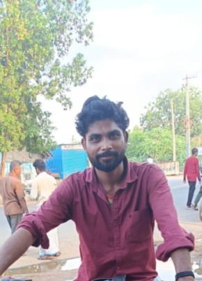 Iswar, 24, India, Emmiganūru