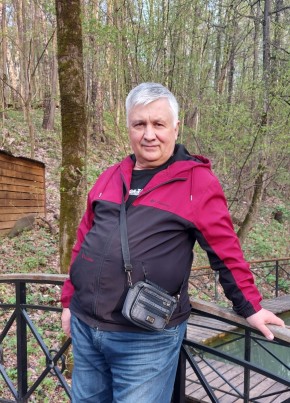 Юрий из Москвы 63 года