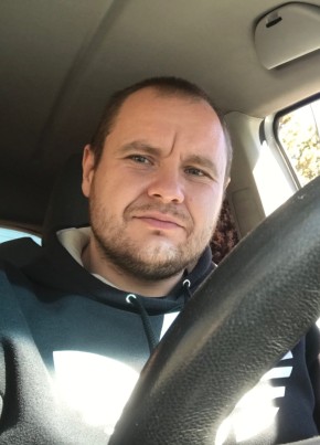 Claudiu, 36, Romania, Mihaiu Viteazul