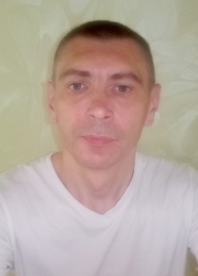 Вячеслав из Старобельска 44 года
