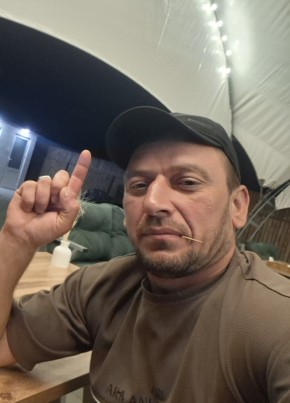 Джамал из Хасавюрта 37 лет