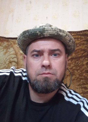 Петя из Павлограда 39 лет