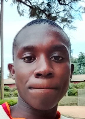 Emma из Mbarara 25 лет