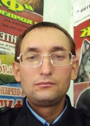 Юрий, 39, Россия, Сальск
