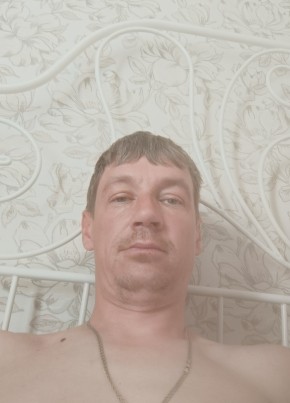Иван из Кириши 40 лет