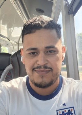 Mo из Birmingham 23 года