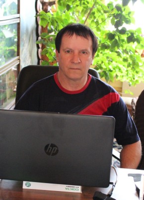 Виктор, 55, Україна, Свердловськ