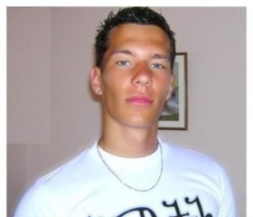 Theo, 26, Creil