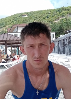 Иван, 33, Россия, Верхнебаканский