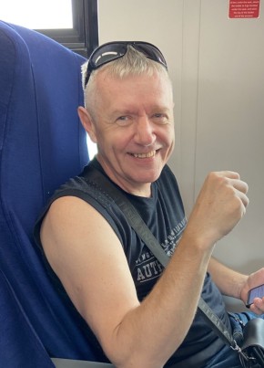 Oleg из Пскова 56 лет