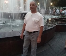 Анатолий, 66 лет, Пронск