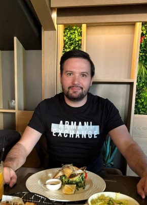 Михаил из Красноярска 44 года