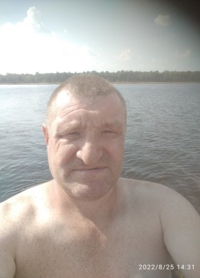 Валентин, 48, Россия, Кириши
