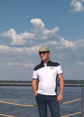 Игорь, 58, Россия, Выползово
