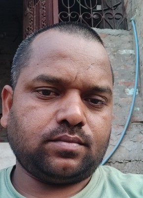 Naresh Sharma, 45, India, Bairāgnia