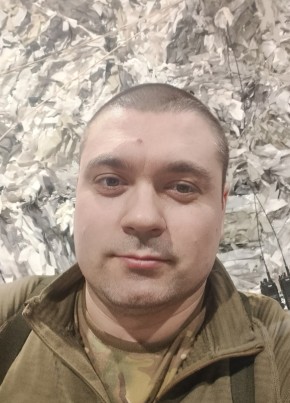 Vlad, 32, Ukraine, Luhansk