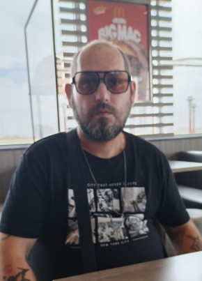Juan, 44, Spain, Villanueva de la Serena