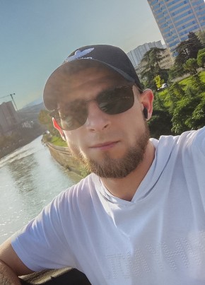 Dima Poslavskiy из თბილისი 24 года