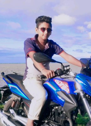 Shron Ahmed, 19, বাংলাদেশ, ঢাকা