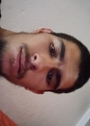 Gustavo из Lisboa 21 год