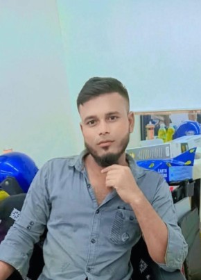 Ibrahim Dhali из Kuala Lumpur 20 лет