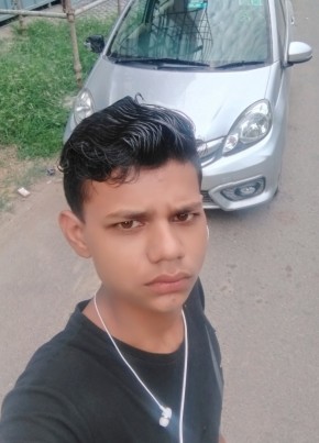 Nikhil, 19, India, Delhi