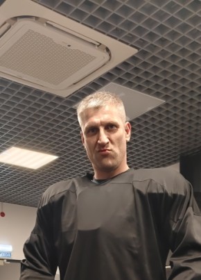 Дмитрий из Челябинска 41 год