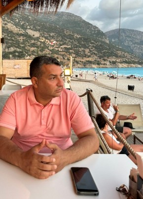 Gokhan Celik из Antalya 44 года