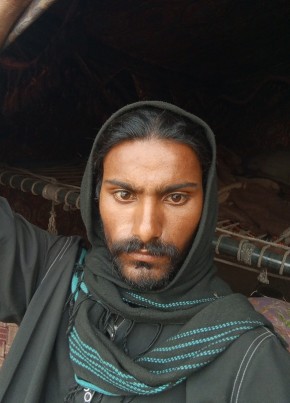 Uiyuiy, 18, پاکستان, اسلام آباد