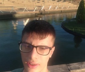 Mustafa berad er, 20, Ankara