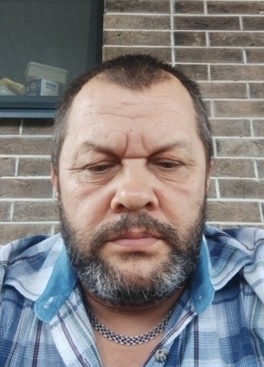 Иван из Краснодара 49 лет