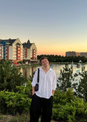 кирилл из Краснодара 20 лет