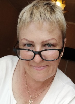 Елена, 50, Україна, Краснодон