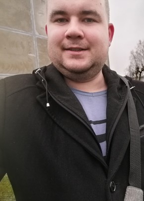 Maksim, 27, Belarus, Lida