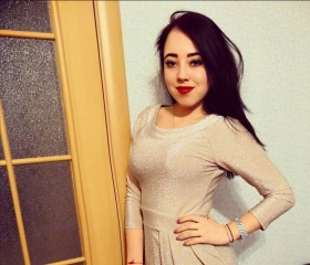 Olga, 28, Breda
