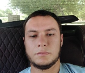 Jasur, 24, Washington D.C.