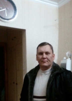 Андрей, 47, Россия, Усть-Донецкий