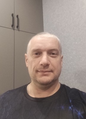 Денис из Ярославли 48 лет