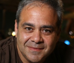 Симон, 49, Sharjah